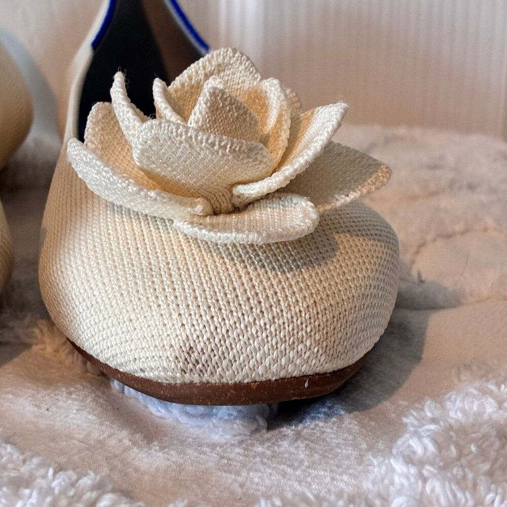 Rothy's Ballet Flat Shoe Off White The Petal Square Ballet Love Bird Size 6.5 - Picture 2 of 9